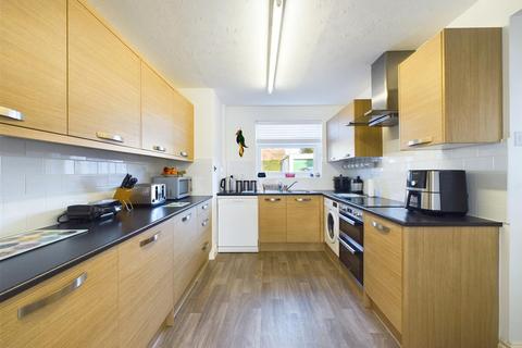 155 Barnwood Road, Gloucester, GL4 3HE