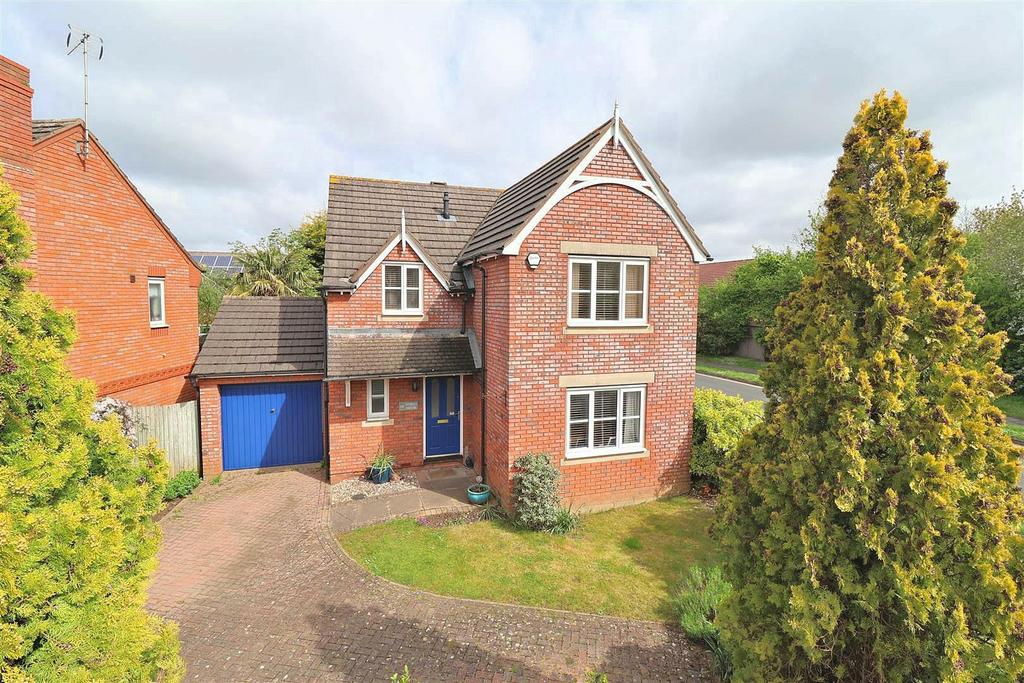 Hathorn Road, Hucclecote, Gloucester 4 bed detached house for sale £