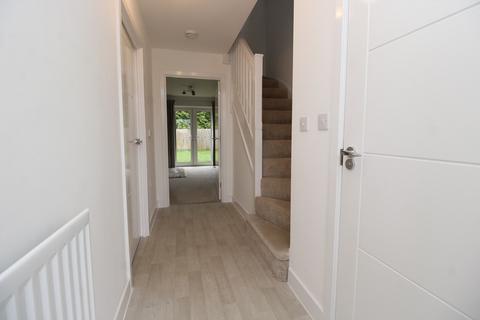 3 bedroom semi-detached house to rent, Dawson Avenue, Stotfold, Hitchin, SG5