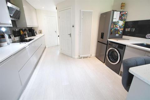 48 Beams Way, Billericay, CM11 2NN