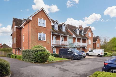 2 bedroom apartment for sale, Western Road , Odiham , Hampshire , RG29