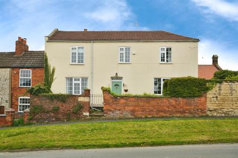 4 bedroom end of terrace house for sale, Spa Hill, Kirton In Lindsey