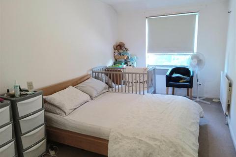 1 bedroom apartment to rent, Chantry Court, Hatfield AL10