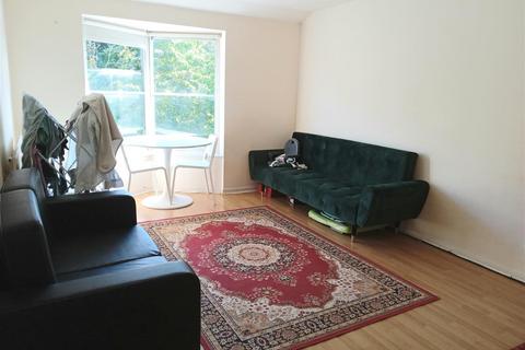 1 bedroom apartment to rent, Chantry Court, Hatfield AL10