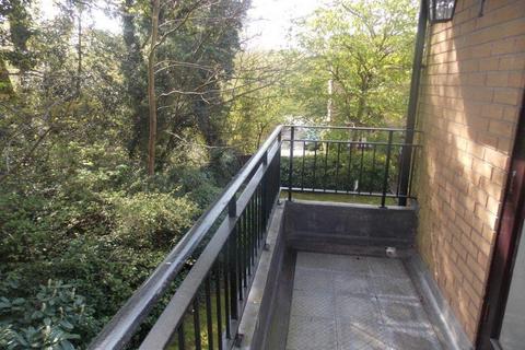 1 bedroom flat to rent, - High Road, Buckhurst Hill IG9