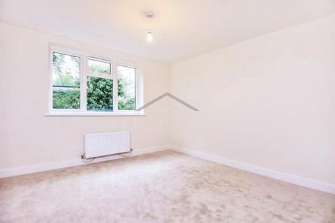 3 bedroom apartment to rent, Burbridge House, Limerick Close, Balham