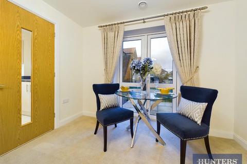1 bedroom flat for sale, Brigg Court, Chantry Gardens, Filey, YO14 9FB