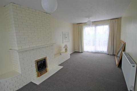 3 bedroom end of terrace house to rent, 50 Mallard Hill, Brickhill