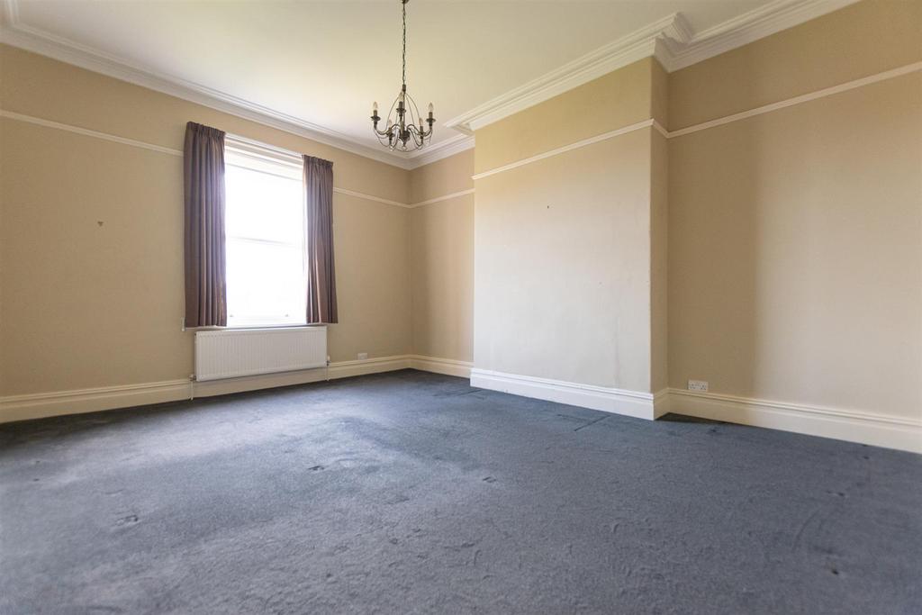 Bedroom 3 (2)