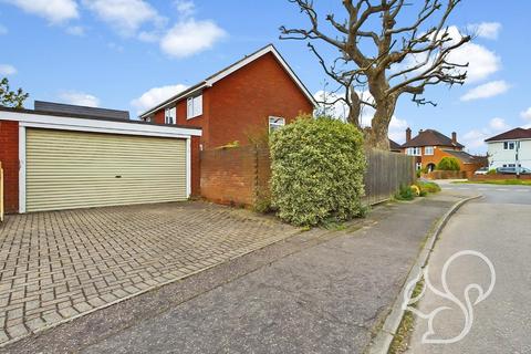 4 bedroom detached house for sale, Redmill, Colchester