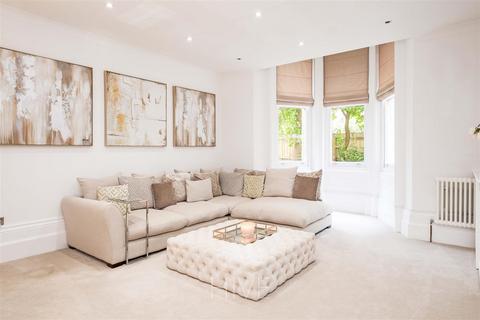 Flat 1, Bourne Hall, 2 Bourne Close, Bournemouth, BH2 6BW