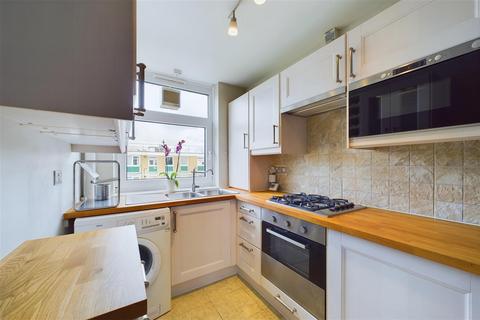 1 bedroom flat to rent, Louise Road, London