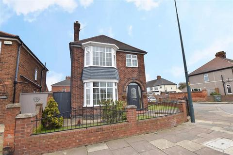 3 bedroom detached house for sale, Brereton Avenue, Cleethorpes DN35