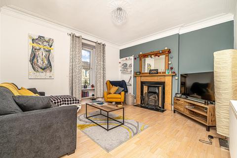 2 bedroom flat for sale, Salisbury Street, Kirkcaldy