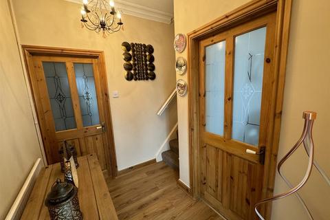 3 bedroom semi-detached house for sale, Queen Marys Walk, Llanelli