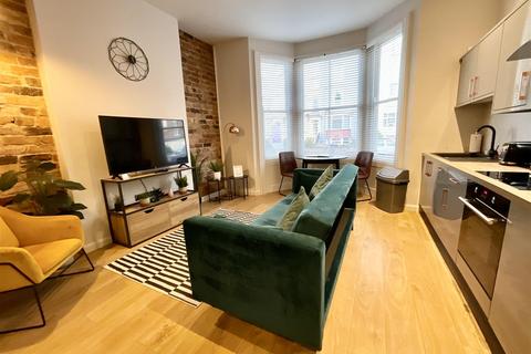 1 bedroom flat for sale, North Marine Road, Scarborough