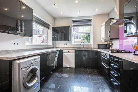 23 Cliffefield Road, Sheffield, S8 9DJ