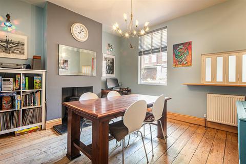 23 Cliffefield Road, Sheffield, S8 9DJ