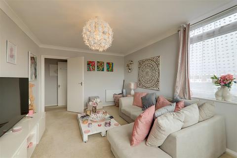 1 bedroom flat for sale, Broadwater Boulevard Flats, Broadwater, Worthing