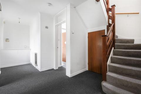 5 Hewett Close, Caversham, Reading, RG4 7ER