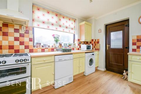 3 bedroom semi-detached house for sale, Sidney Avenue, Preston PR4