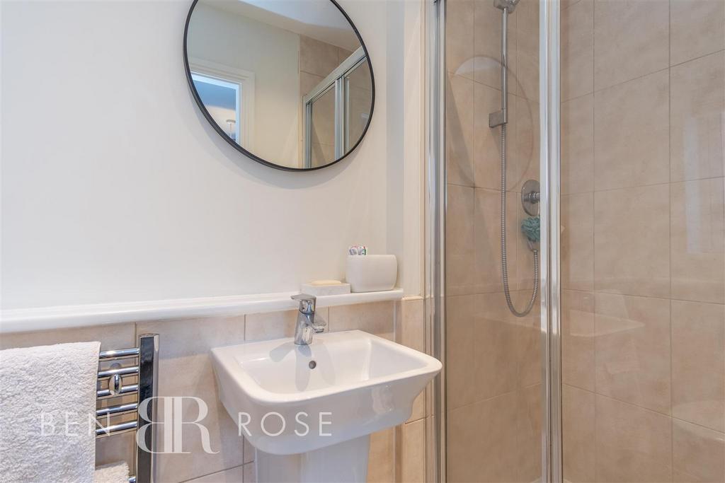Master Ensuite