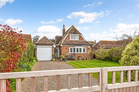 4 bedroom detached house for sale, Oakfield Avenue, East Wittering, Chichester