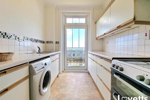 2 bedroom apartment for sale, Lewis Crescent, Cliftonville, Margate, CT9