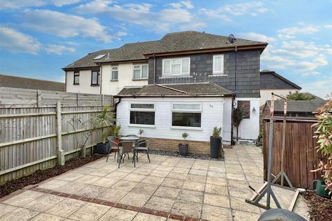 1 bedroom end of terrace house for sale, Pevensey Bay Road, Eastbourne