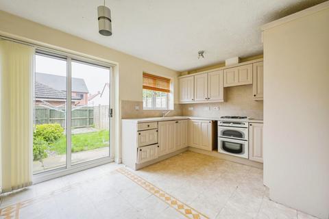 25 Williams Avenue, Fradley, Lichfield, WS13 8TE