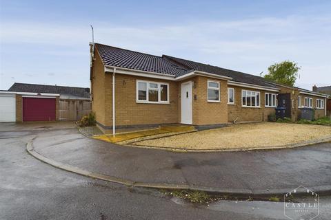 4 bedroom semi-detached bungalow for sale, Kestrel Close, Broughton Astley, Leicester