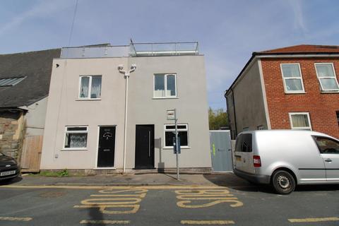 3 bedroom semi-detached house for sale, Belle Vue Road, Easton, Bristol BS5 6BX