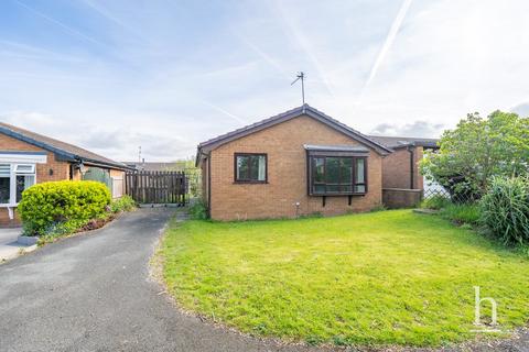 2 bedroom detached bungalow for sale, Farm Close, Greasby CH49