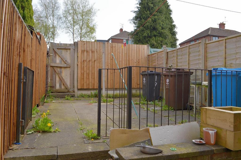 Yard.JPG