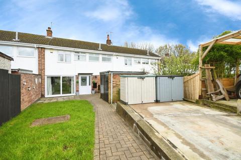 3 bedroom terraced house for sale, Grasscroft Close, Loundsley Green, Chesterfield, S40 4HL