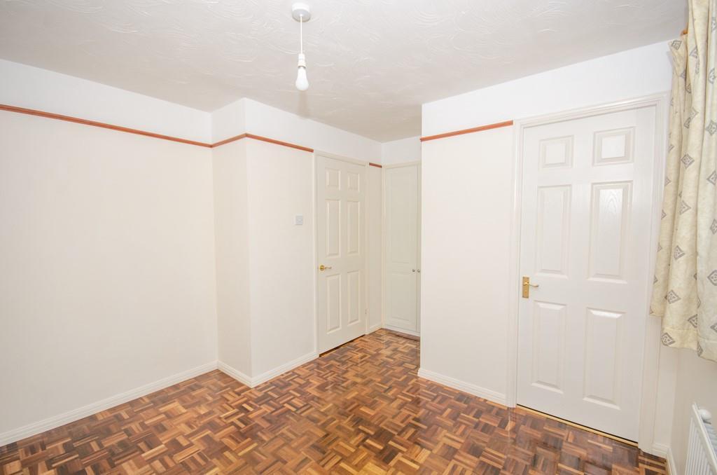 Bedroom 1 pic 2.jpg