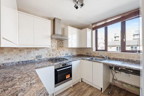 2 bedroom apartment for sale, Northwold Road, London, E5
