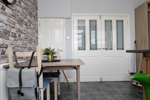 236 Heron Street, Oldham, OL8 4NB