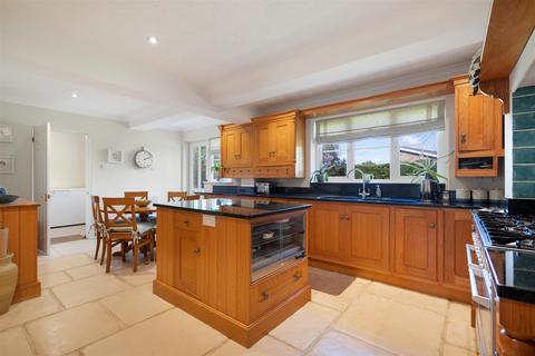 5 bedroom detached house for sale, Holmes Close, Sunninghill