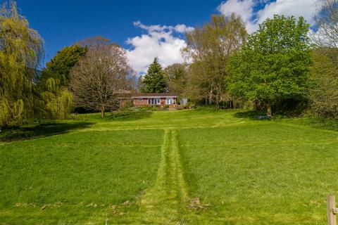 4 bedroom detached bungalow for sale, Hockley Lane, Wingerworth, Chesterfield, S42 6QQ