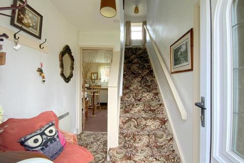 3 bedroom semi-detached house for sale, Salisbury Drive, Waltham, Grimsby