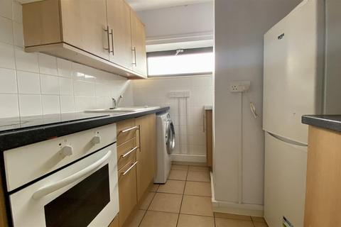1 bedroom flat to rent, The Precinct, Coventry