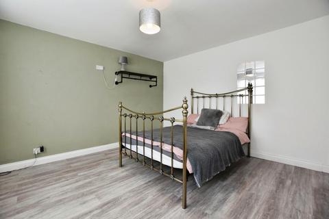 3 bedroom terraced house for sale, Eastridge Drive, Bristol