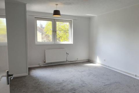 2 bedroom flat to rent, Rosen Court, Turners Drive, Thatcham