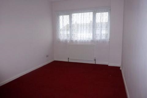 3 bedroom terraced house to rent, Parlaunt Road, Slough, SL3