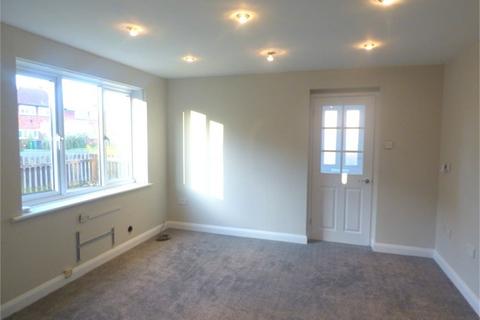 1 bedroom end of terrace house to rent, Meadowbrook Close, Colnbrook, SL3