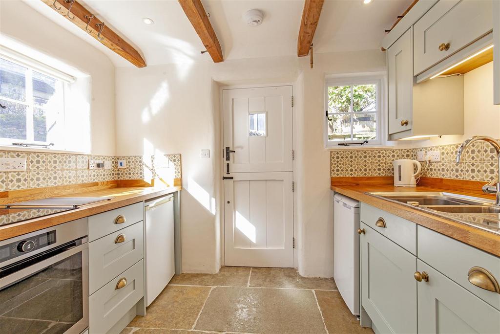 Kitchen-1.jpg
