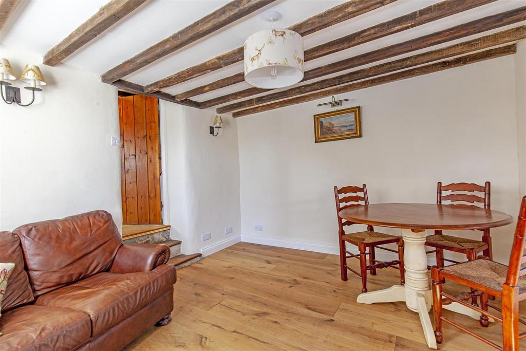 Dining Room-2.jpg