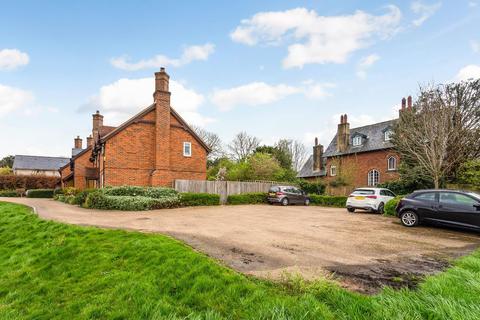 5 Boundary Close, Salisbury, SP2 9FZ