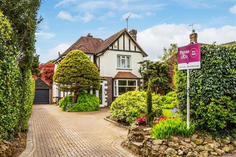3 bedroom detached house for sale, Godstone Road, Old Oxted